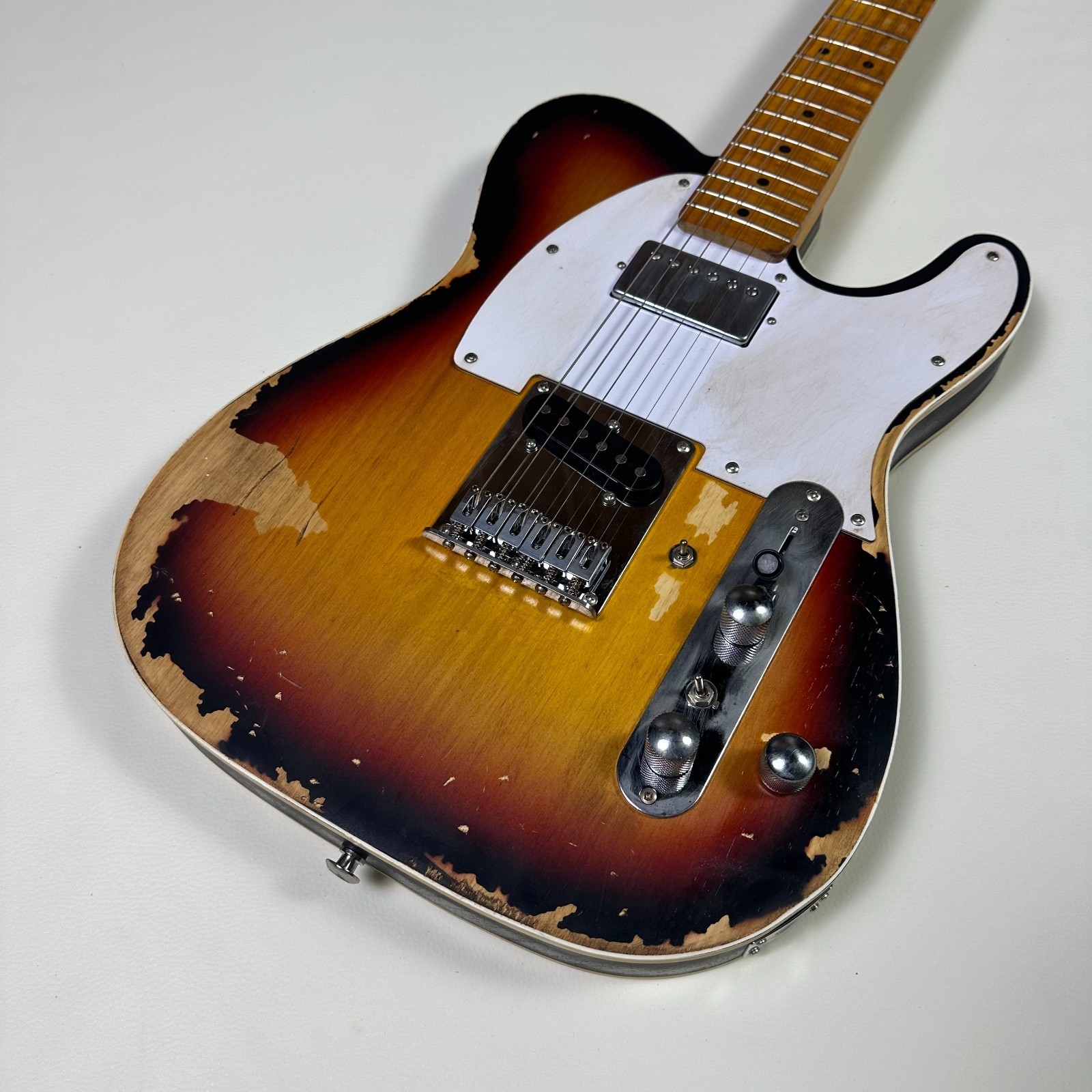 Guitarras Masterbuilt Andy Sum - Dobro Resonator Guitar reseña y precio