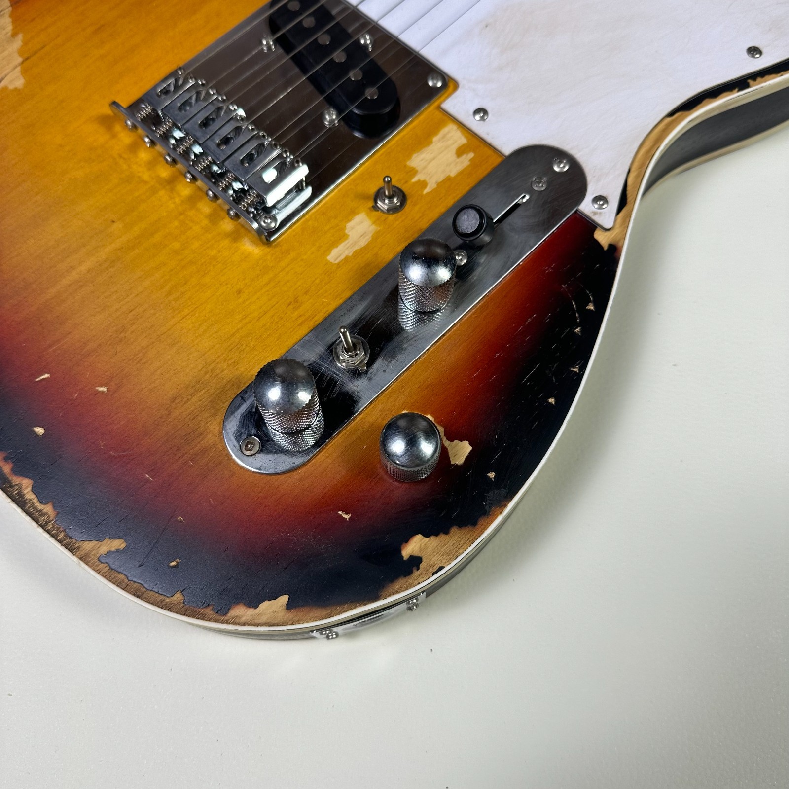Guitarras Masterbuilt Andy Sum - Dobro Resonator Guitar reseña y precio